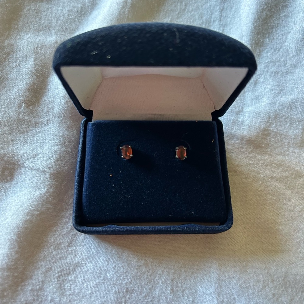 Gold Square Stud Earrings with Classic Setting